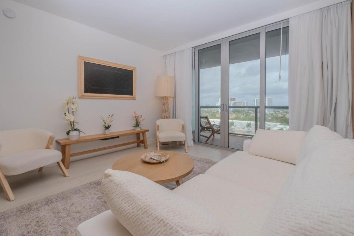 2B 2B Luxury Ocean Views Apt In Hallandale Beach Apartment Екстериор снимка